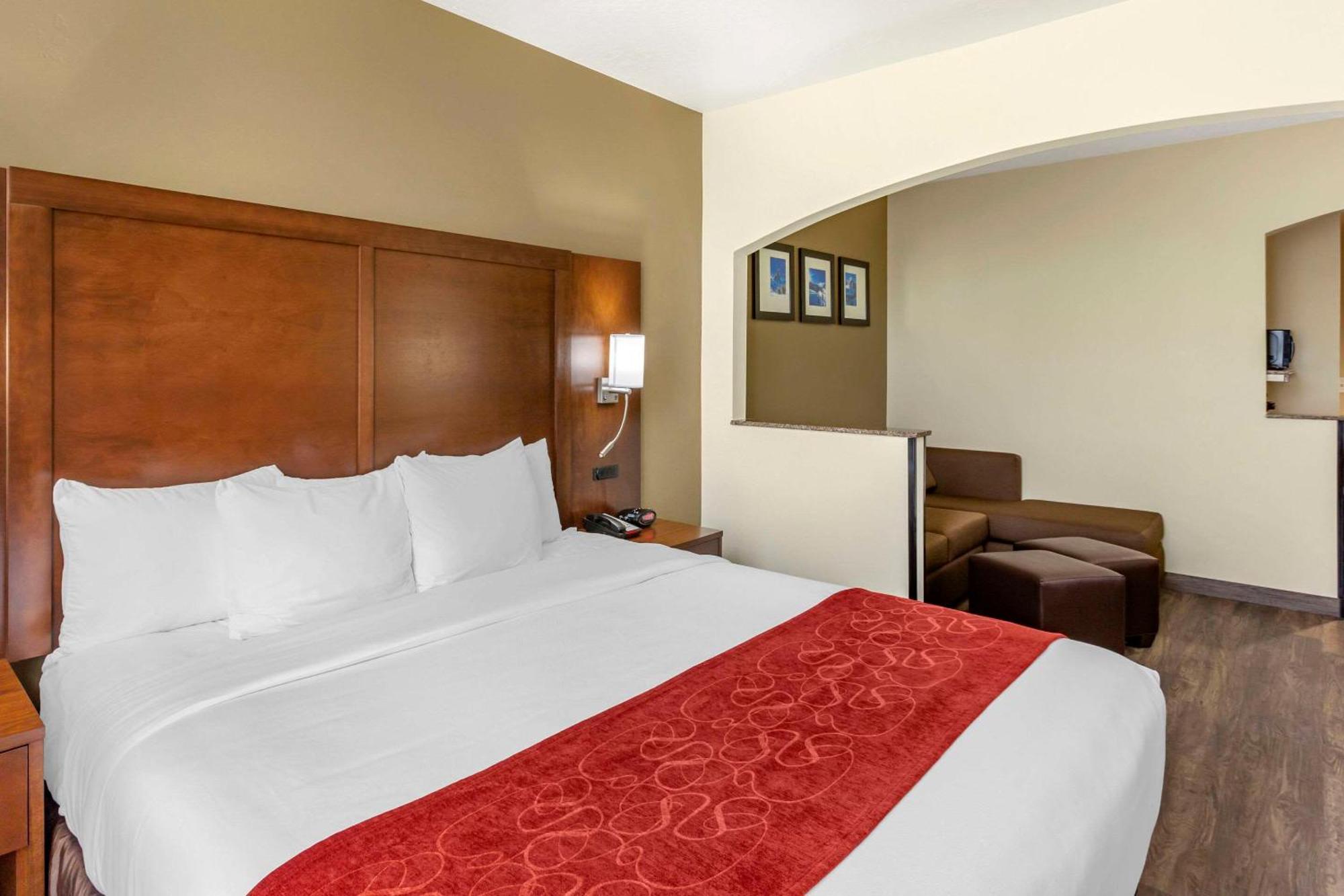 Comfort Suites Ogden Conference Center Экстерьер фото