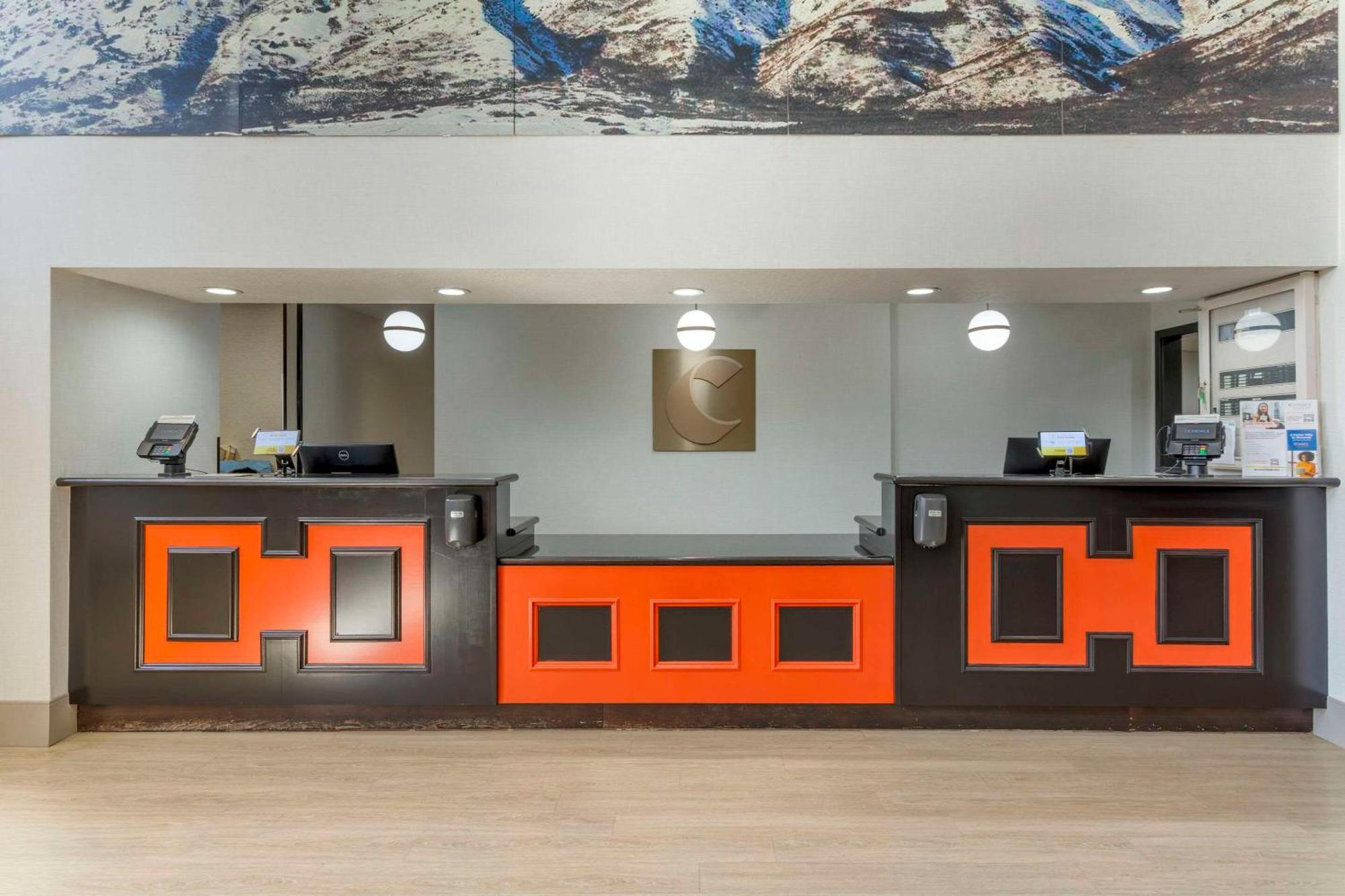 Comfort Suites Ogden Conference Center Экстерьер фото